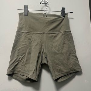 lululemon Align™ High-Rise Short 6" olive green